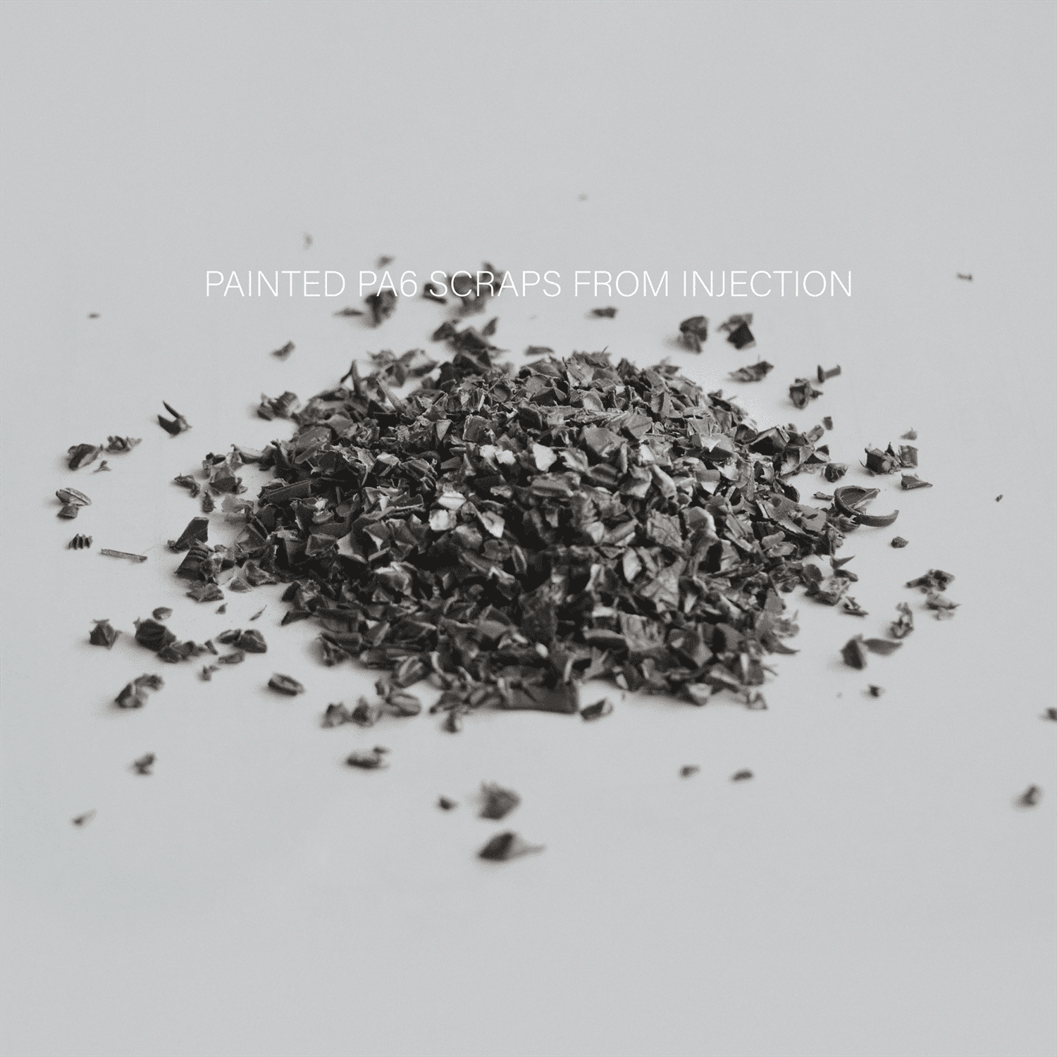 PAINTED PA6 SCRAPS FROM INJECTION